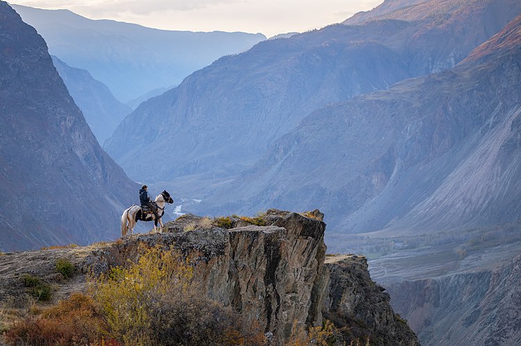 Вид на долину Чулышмана из Алтайского заповедника