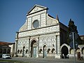 Фасад царквы Санта-Марыя-Навела (Італія, г. Фларэнцыя)