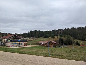 Vue aérienne de la station.