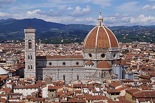 Pemandangan kota Firenze menampilkan kubah Katedral Firenze yang mendominasi pemandangan