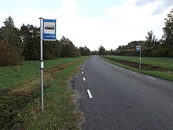 Bus stop in Oore