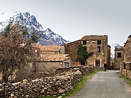 The village of Vallica, overlooked by Monte Padro