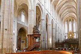 Innenraum der Basilika