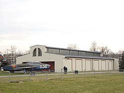 Mały hangar