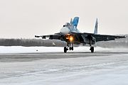 Lentotukialus Admiral Kuznetsovilta Severomors-3:een palannut Suhoi Su-33 -hävittäjä (2017).