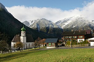 Kirchdorf mit dr Pfarrkircha St. Gallus