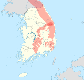 뜬봉샘은 금강의 발원지이며 군산만은 금강의 하구이다