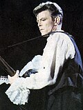 "Atlantis SquarePantis" featured musician David Bowie.[28]