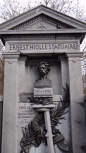 Maximilien Hiolle, Monument à Ernest Hiolle (vers 1886), Valenciennes, cimetière Saint-Roch.