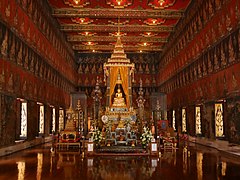 The interior of the Phutthaisawan Throne Hall with the Phra Phuttha Sihing in the central place of worship.