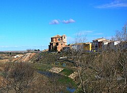 Anvista de Binaceit y la espuenda sobre lo río Aguas.