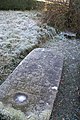 Tombe près de la chapelle de Landugen.