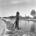 Rolpaal naast het Jaagpad langs de Delftsche Vliet, 1979