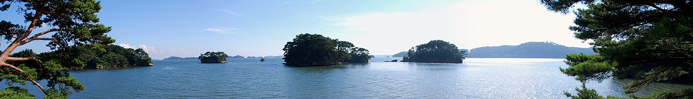 Panorama zatoki Matsushima, widok z wyspy Fukuura