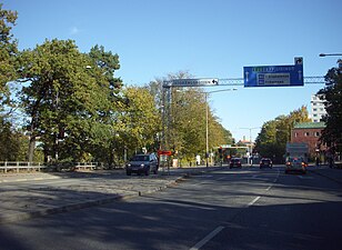 Lidingövägen österut i höjd med Storängsbotten.