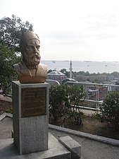 Busto di Midhat Pascià a Istanbul