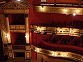 Théâtre à l'italienne de Douai - la loge royale Côté cour et le Paradis ou poulailler.