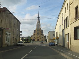 Hoofdstraat met kerk