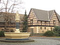 Innenhof mit Brunnenanlage