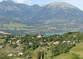 The village of Pontis, seen from the col road