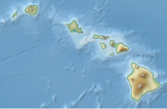 Mapa konturowa Hawajów, u góry znajduje się punkt z opisem „Honolulu”