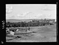 Vue de Cana avec sa fontaine au premier plan,1934-1939