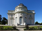 Château de Bagatelle (Paris), a small Neoclassical château, 1777, by François-Joseph Bélanger