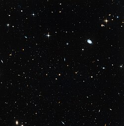 しし座IVは、銀河系の周りを公転する数十の伴銀河のうちの1つである[1]。