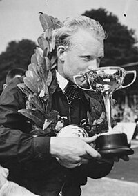 Mike Hawthorn 1954