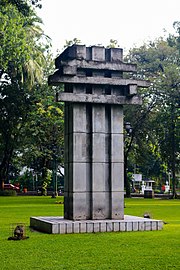 Monumen buatan Wee Beng Chong