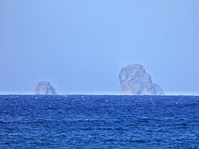 Vue des îles Fratelli depuis le cap Serrat.