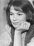 Glenda Jacksonʼs portrait in 1971