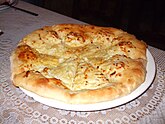 Imeruli Khachapuri dari wilayah Imereti