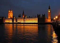 英国国会大厦西敏寺与大本钟夜景