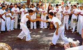 Roda, ou cercle de capoeira