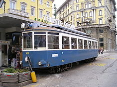 Opicinai villamos a Piazza Oberdan végállomáson