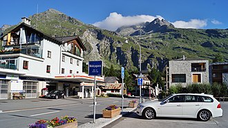 Strassenscheitel mit Blick nach Nordwest