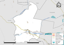 Carte en couleur présentant le réseau hydrographique de la commune