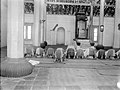 Suasana di dalam Masjid Agung Banten pada tahun 1933