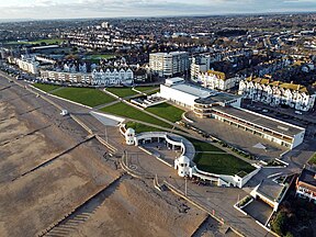 De La Warr Pavilion and Central Parade