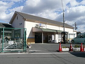 Image illustrative de l’article Gare de Momoyama