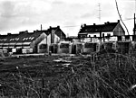 Les maisons de mine longeant le puits de Vedette maisons en pleine restauration , vue côté jardin