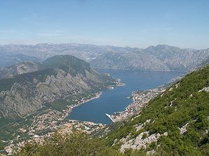 Kotorbukten uppifrån bergen