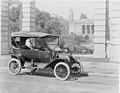 Image 46Model-T Ford car parked near the Geelong Art Gallery at its launch in Australia in 1915 (from History of the automobile)