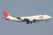 日航波音747-400