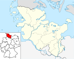 Mapa konturowa Szlezwika-Holsztynu, blisko centrum u góry znajduje się punkt z opisem „Eckernförde”