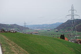 Blick ins Gürbetau (rächts: Gäuterfinge)