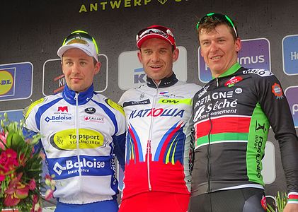 Podium de l'édition 2015 du Grand Prix de l'Escaut : Edward Theuns (2e), Alexander Kristoff (1er) et Yauheni Hutarovich (3e).