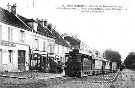 L'Arpajonnais à Montlhéry en 1907 avec la locomotive no 3.