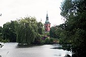 Seepark und St.-Petri-Kirche